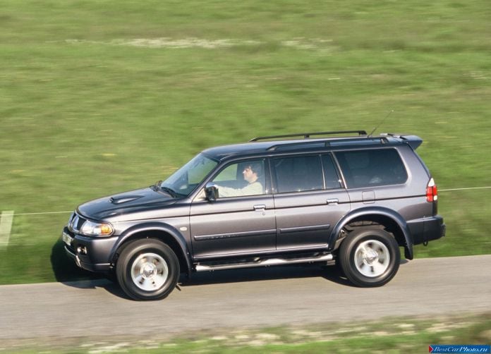 2006 Mitsubishi Pajero Sport - фотография 11 из 19