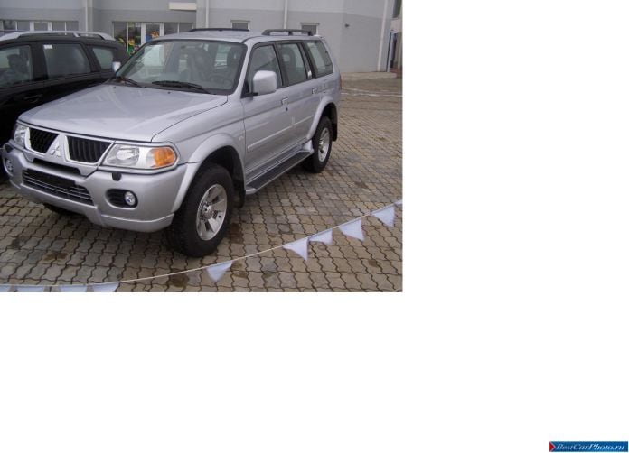 2006 Mitsubishi Pajero Sport - фотография 16 из 19