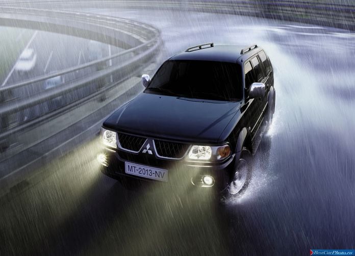 2006 Mitsubishi Pajero Sport - фотография 17 из 19