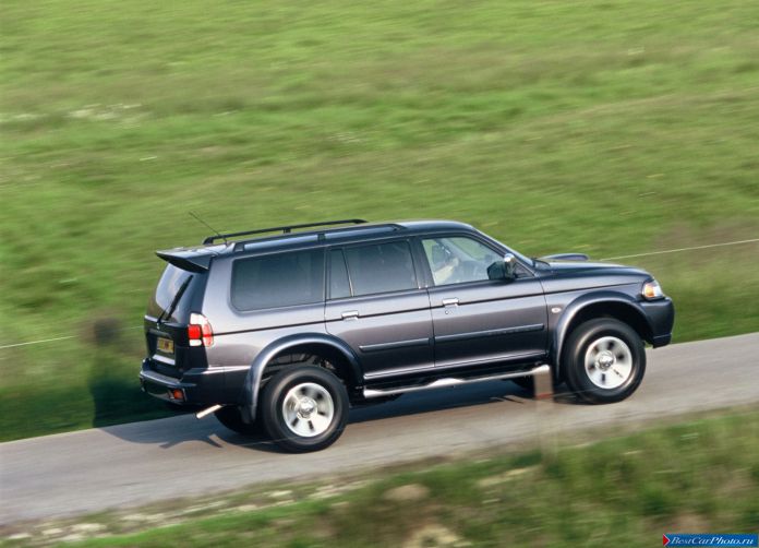 2006 Mitsubishi Pajero Sport - фотография 18 из 19