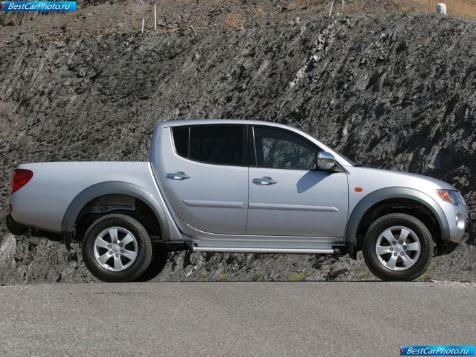2007 Mitsubishi L200 Double Cab - фотография 10 из 19