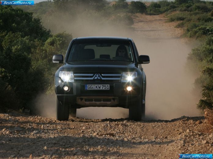 2007 Mitsubishi Pajero European Specs - фотография 8 из 17