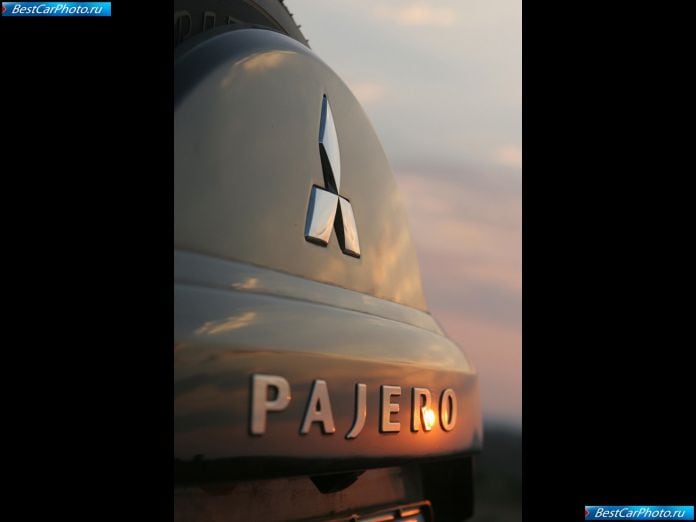 2007 Mitsubishi Pajero European Specs - фотография 17 из 17