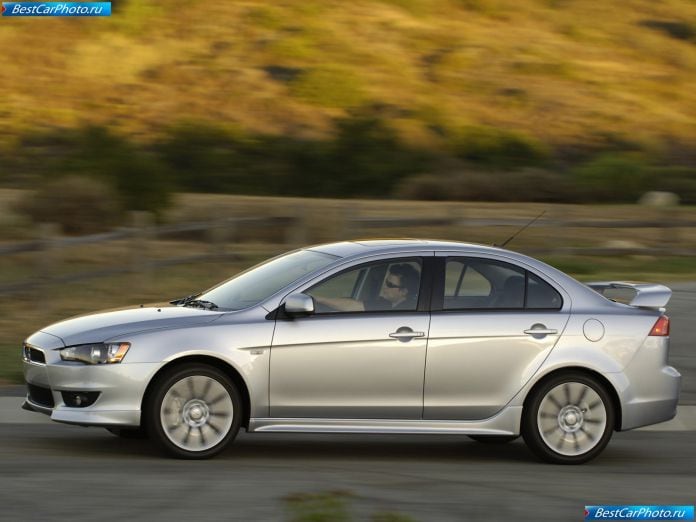 2008 Mitsubishi Lancer - фотография 10 из 51