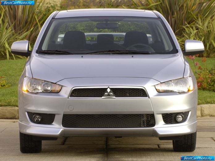 2008 Mitsubishi Lancer - фотография 13 из 51