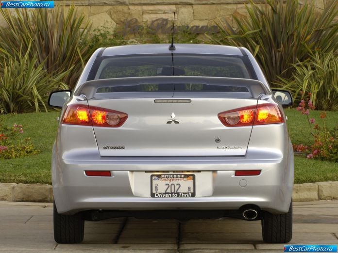 2008 Mitsubishi Lancer - фотография 14 из 51