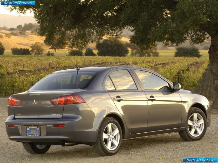 2008 Mitsubishi Lancer Es - фотография 15 из 20