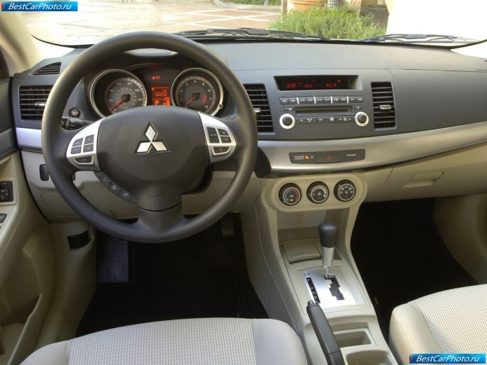 2008 Mitsubishi Lancer Es - фотография 17 из 20
