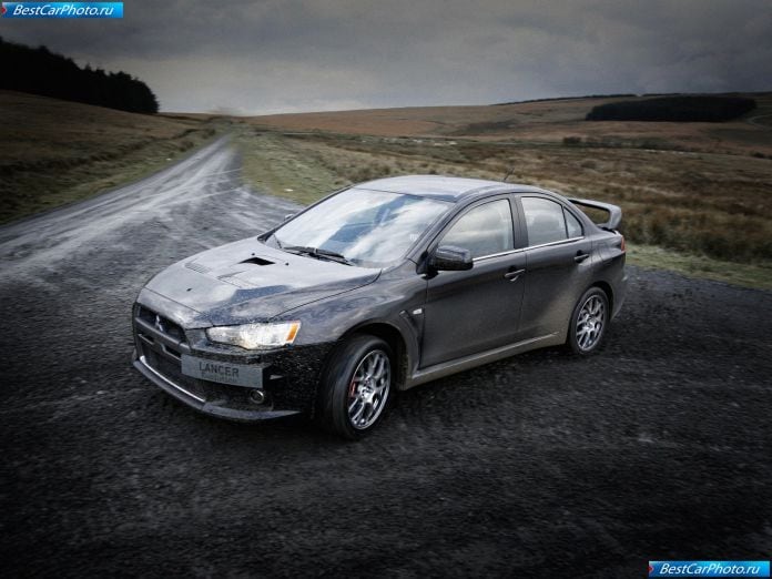 2008 Mitsubishi Lancer Evolution X - фотография 3 из 164