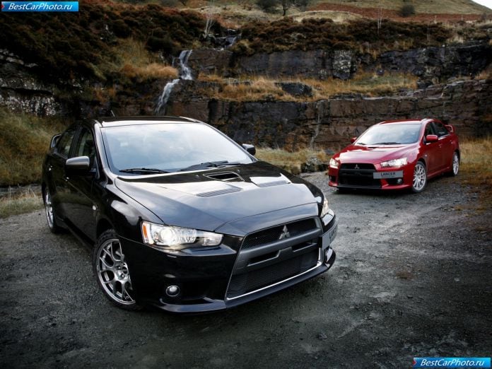 2008 Mitsubishi Lancer Evolution X - фотография 4 из 164
