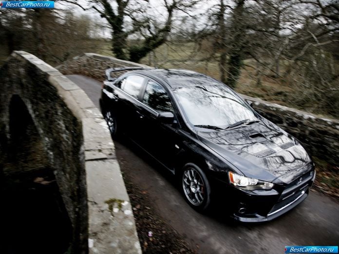 2008 Mitsubishi Lancer Evolution X - фотография 5 из 164