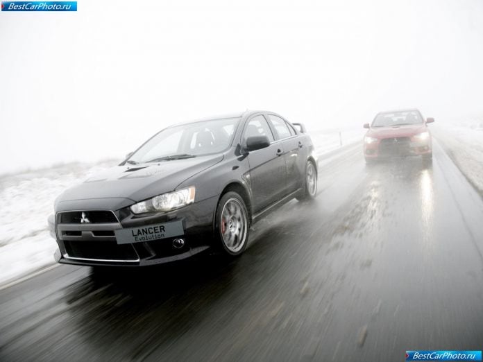 2008 Mitsubishi Lancer Evolution X - фотография 33 из 164