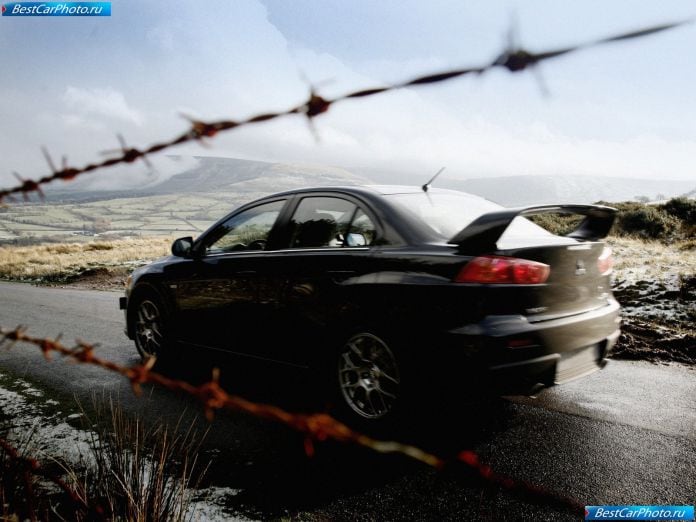 2008 Mitsubishi Lancer Evolution X - фотография 55 из 164