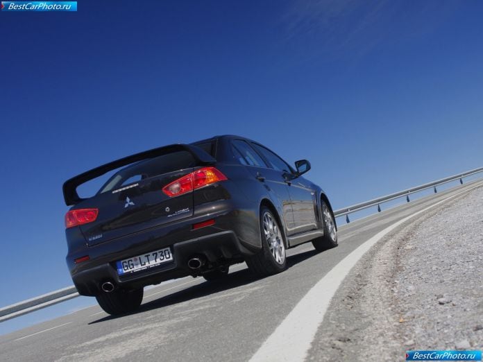2008 Mitsubishi Lancer Evolution X - фотография 60 из 164