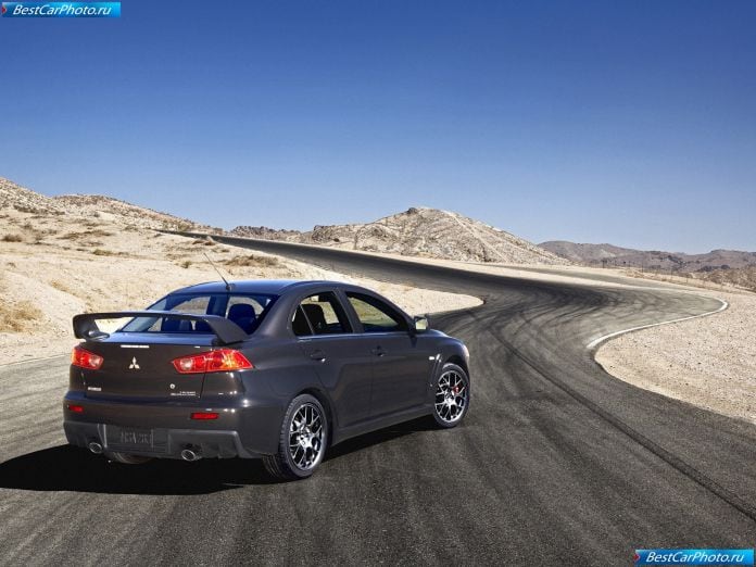2008 Mitsubishi Lancer Evolution X - фотография 65 из 164
