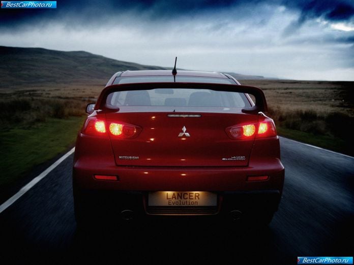 2008 Mitsubishi Lancer Evolution X - фотография 83 из 164