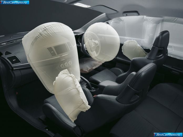 2008 Mitsubishi Lancer Evolution X - фотография 121 из 164