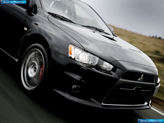 2008 Mitsubishi Lancer Evolution X - фотография 128 из 164