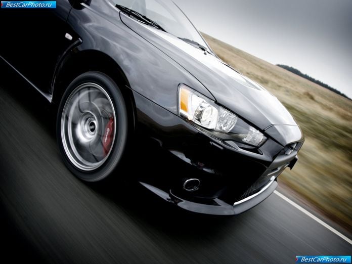 2008 Mitsubishi Lancer Evolution X - фотография 131 из 164