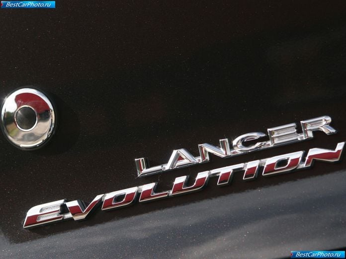 2008 Mitsubishi Lancer Evolution X - фотография 139 из 164