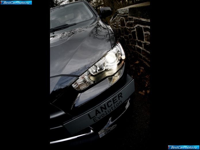 2008 Mitsubishi Lancer Evolution X - фотография 150 из 164
