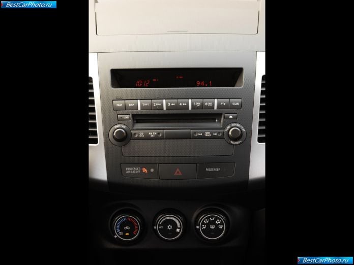 2008 Mitsubishi Outlander Es - фотография 30 из 30