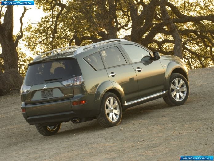 2008 Mitsubishi Outlander Se - фотография 9 из 30