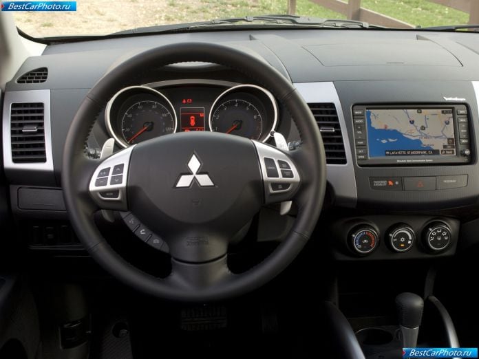 2008 Mitsubishi Outlander Se - фотография 16 из 30