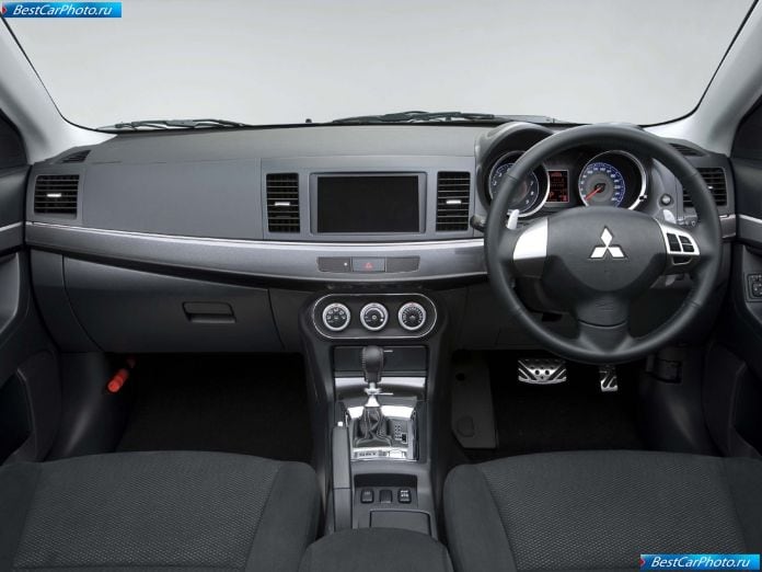 2009 Mitsubishi Galant Fortis Ralliart - фотография 6 из 18