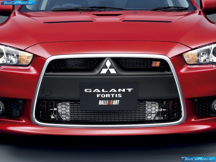 2009 Mitsubishi Galant Fortis Ralliart - фотография 11 из 18