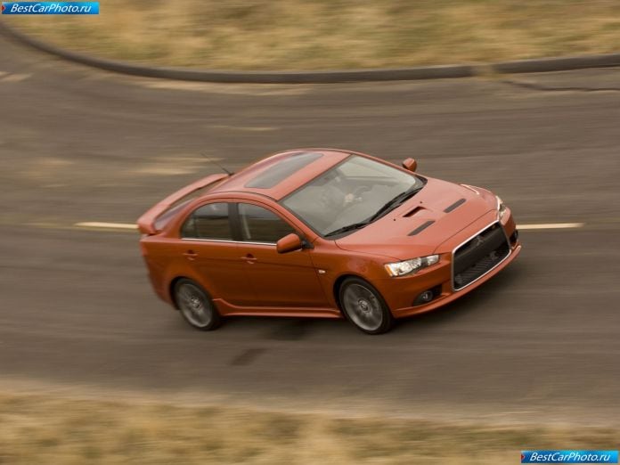 2009 Mitsubishi Lancer Ralliart - фотография 8 из 21
