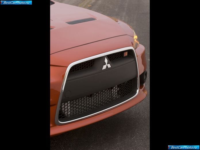 2009 Mitsubishi Lancer Ralliart - фотография 18 из 21