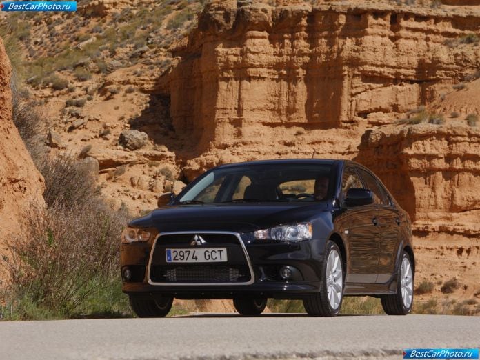 2009 Mitsubishi Lancer Sportback - фотография 5 из 39