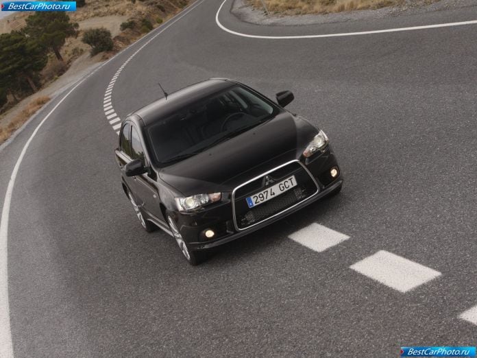 2009 Mitsubishi Lancer Sportback - фотография 6 из 39