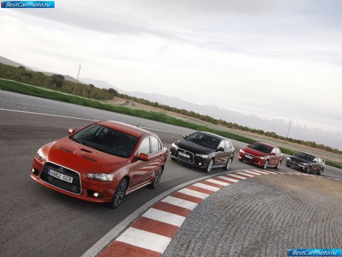 2009 Mitsubishi Lancer Sportback - фотография 25 из 39