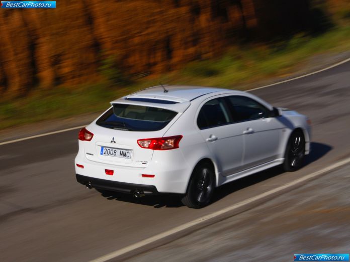 2009 Mitsubishi Lancer Sportback Ralliart - фотография 9 из 25