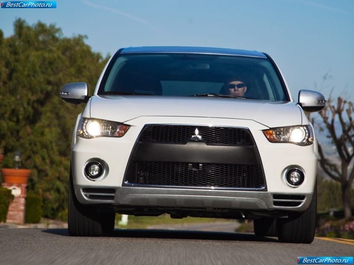 2009 Mitsubishi Outlander Gt Concept - фотография 18 из 33