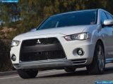 mitsubishi_2009-outlander_gt_concept_1600x1200_021.jpg