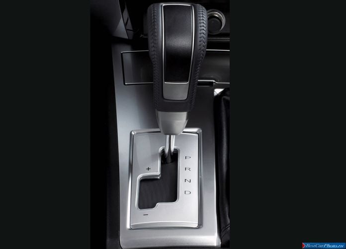 2009 Mitsubishi Pajero Sport - фотография 24 из 28