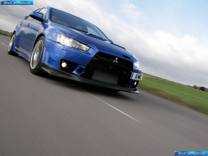 2010 Mitsubishi Lancer Evolution X Fq-400 - фотография 4 из 59