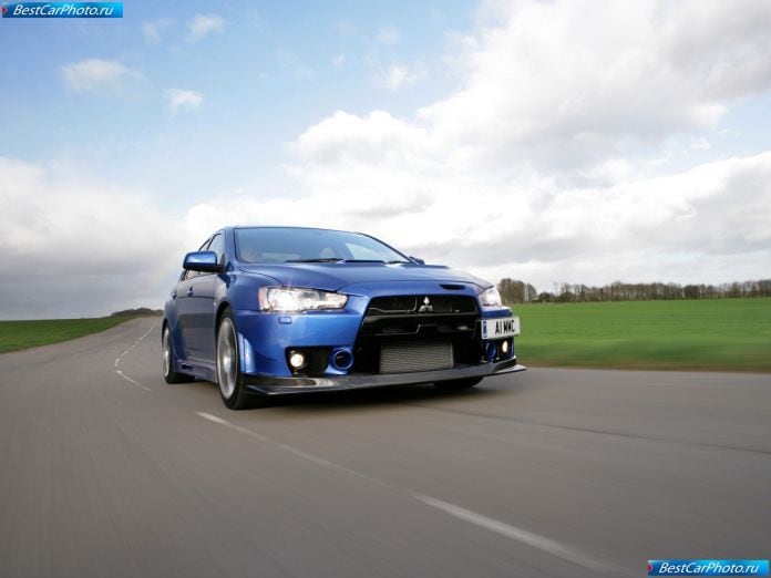 2010 Mitsubishi Lancer Evolution X Fq-400 - фотография 5 из 59