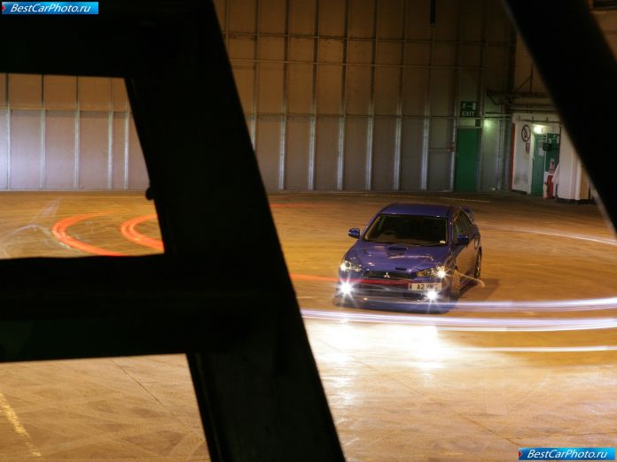 2010 Mitsubishi Lancer Evolution X Fq-400 - фотография 15 из 59
