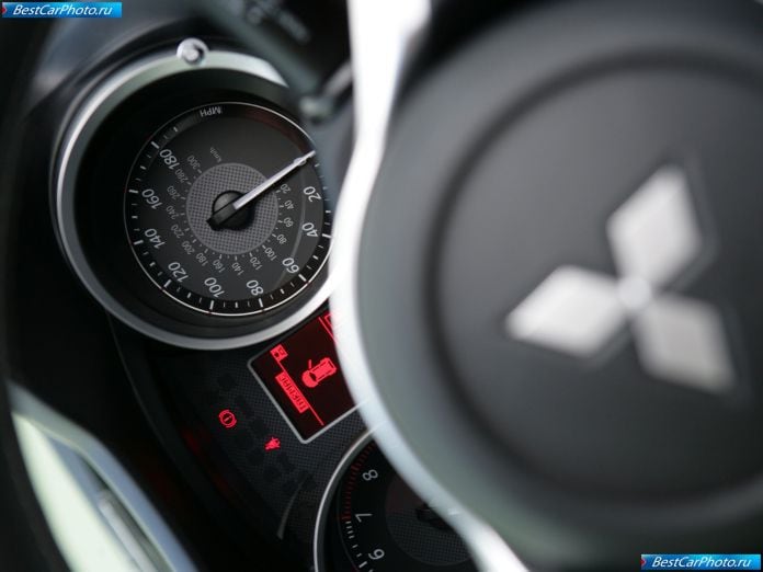 2010 Mitsubishi Lancer Evolution X Fq-400 - фотография 37 из 59