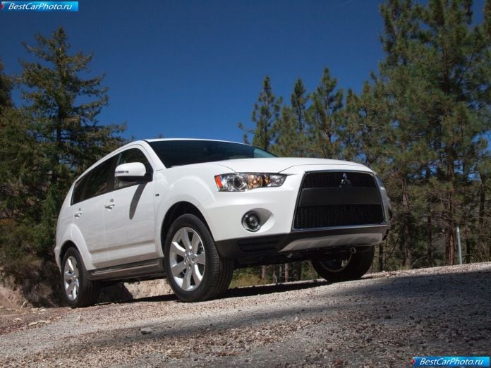 2010 Mitsubishi Outlander Gt - фотография 4 из 28