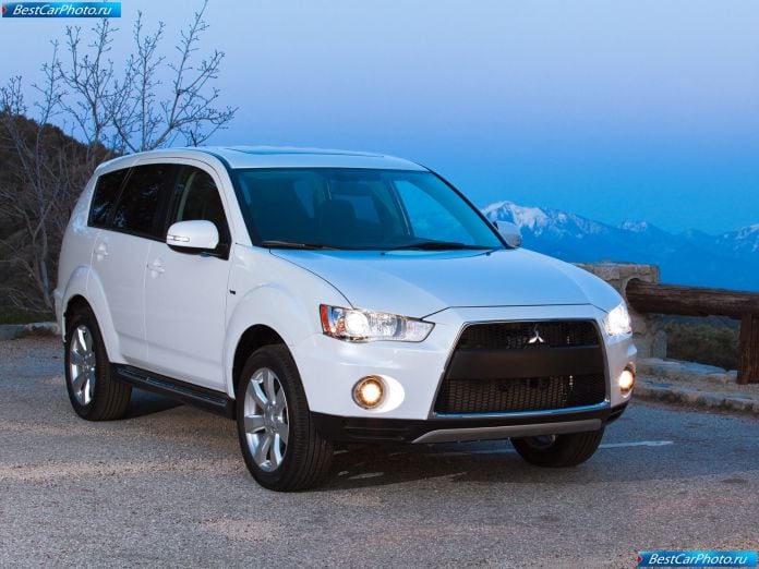 2010 Mitsubishi Outlander Gt - фотография 5 из 28