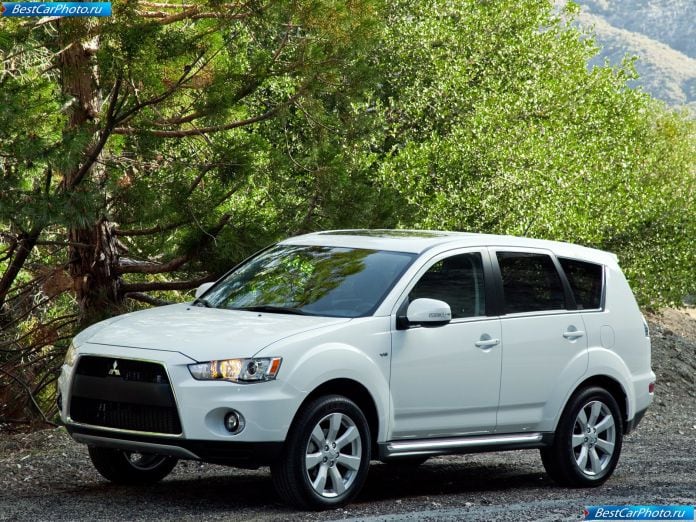 2010 Mitsubishi Outlander Gt - фотография 6 из 28