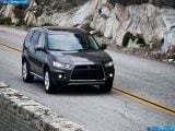 mitsubishi_2010-outlander_gt_1600x1200_009.jpg
