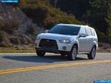 mitsubishi_2010-outlander_gt_1600x1200_011.jpg