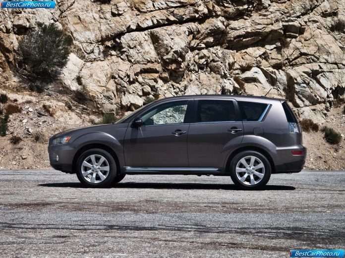 2010 Mitsubishi Outlander Gt - фотография 15 из 28