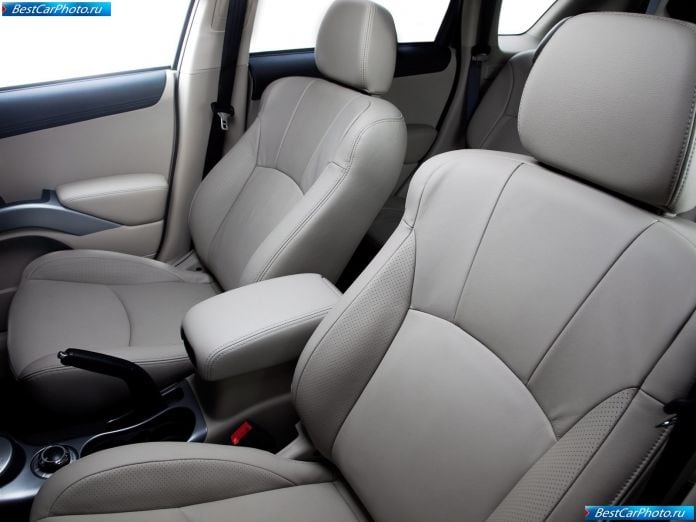 2010 Mitsubishi Outlander Gt - фотография 22 из 28